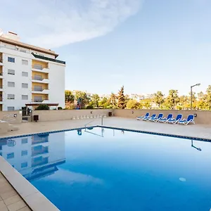 James's Quinta Palmeiras, Spacious 2 Bedroom In Luxury Complex, Walking Distance To Town And Lagos